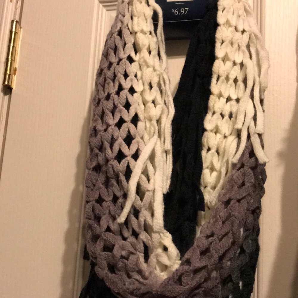 Women’s Open Weave Ombré Infinity Scarf (One Size)
